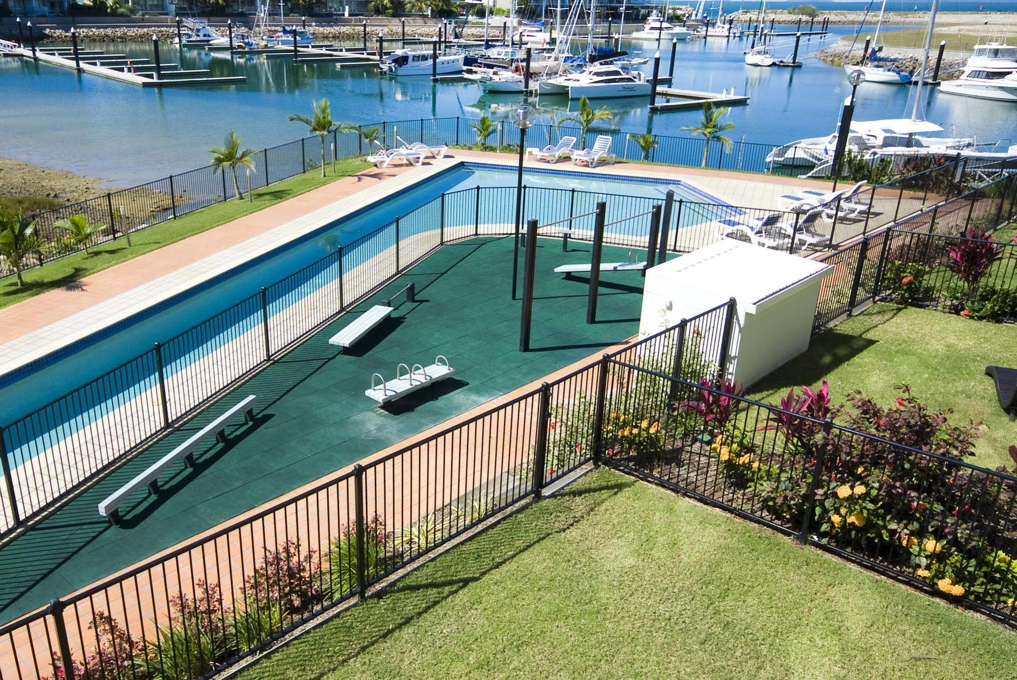 Beachside Magnetic Harbour Apartments Nelly Bay Exterior foto