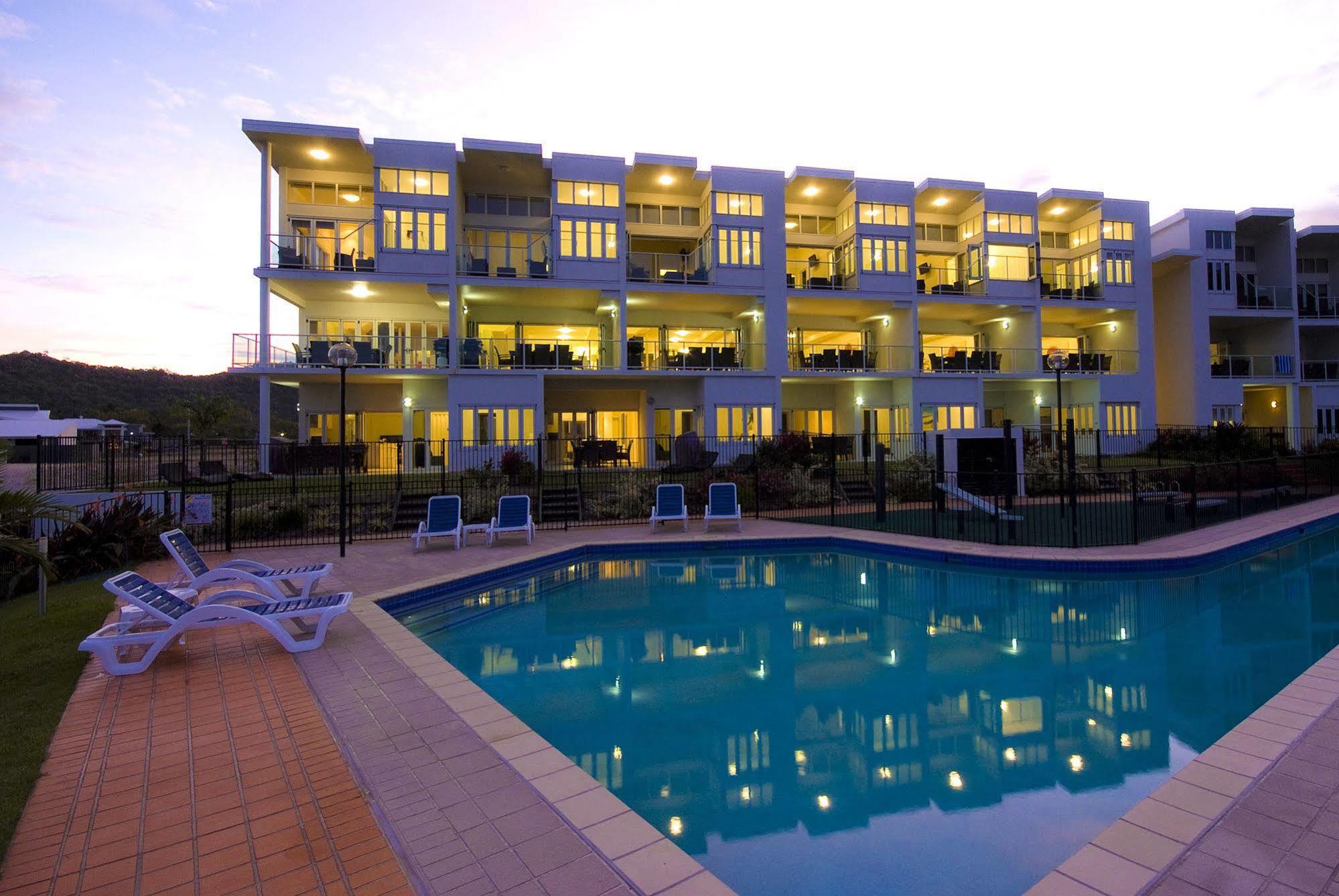 Beachside Magnetic Harbour Apartments Nelly Bay Exterior foto